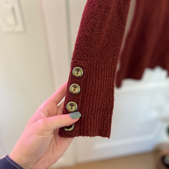 Le Chateau Sweater Dress - Picture 2 of 3